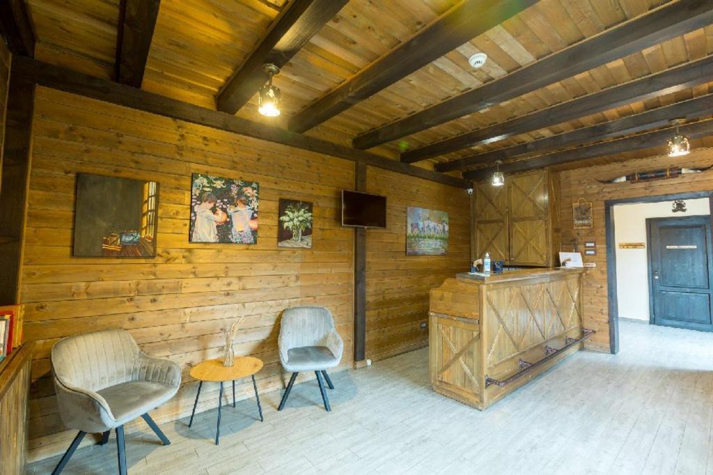 מלון Rîşnov Maggie'S Ranch מראה חיצוני תמונה